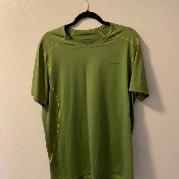 Patagonia Men’s Performance Sport Shirt – Polyester/Spandex Blend - Picture 1 of 1